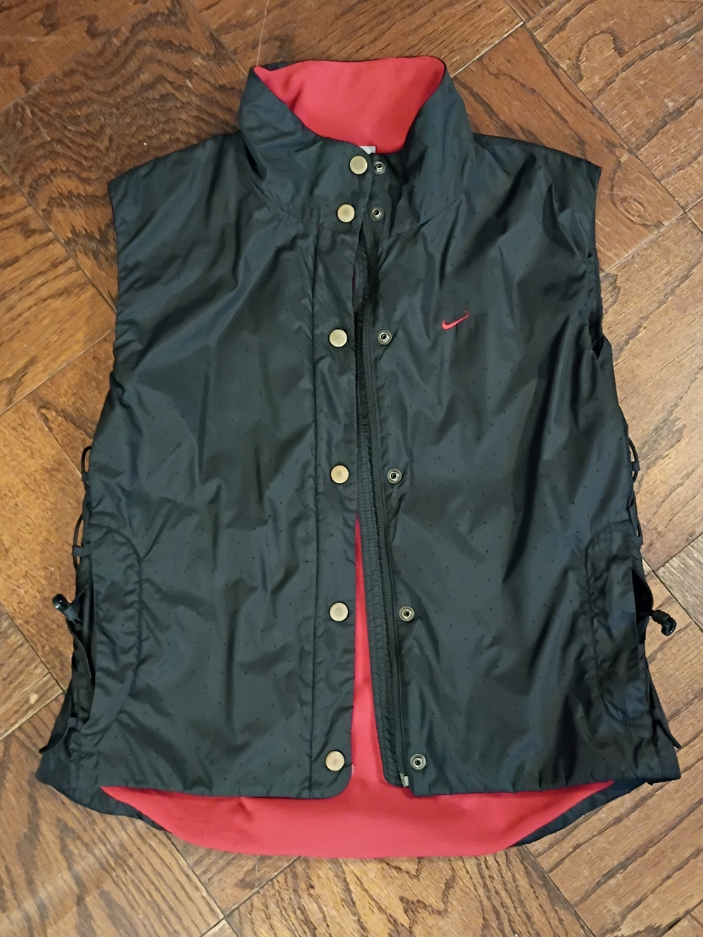 Nike Navy Nylon Mesh Contrast Color Red Fleece Lined Vest Zip Pockets Size L